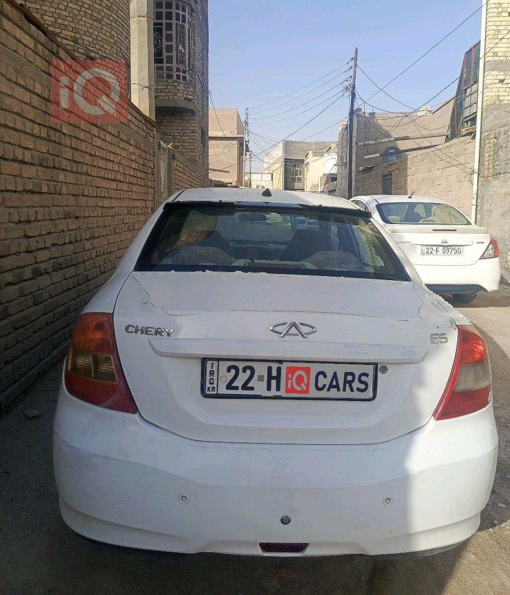 شيري E5